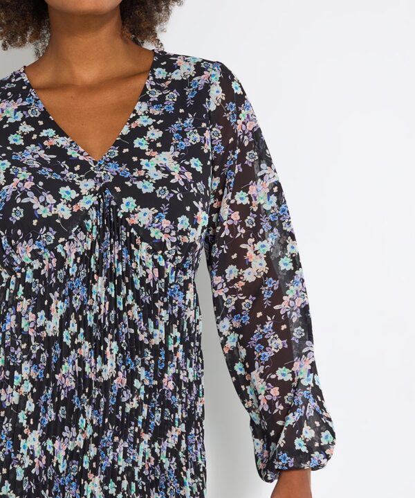 Elegant Pleated Tunic Top
